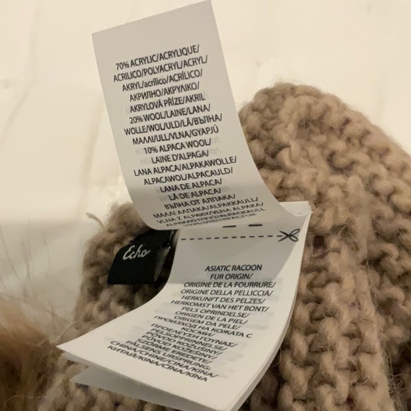 Beanie with crystal beading and fur Pom - Picture 6 of 6